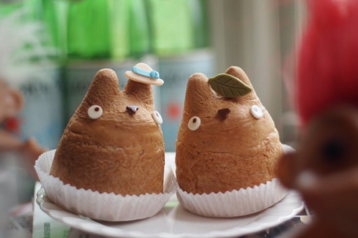 Totoro Cream Puffs, món ăn có hình dạng chú mèo Totoro dễ thương